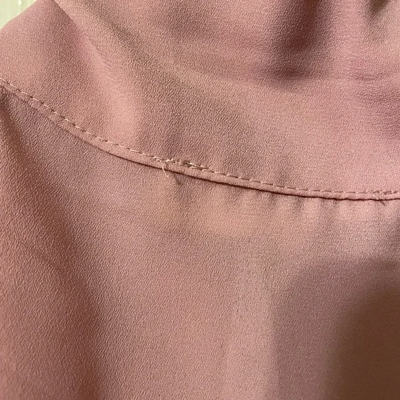 Unique Vintage Size Large Pink Blouse with Bow Tie - Picture 7 of 10